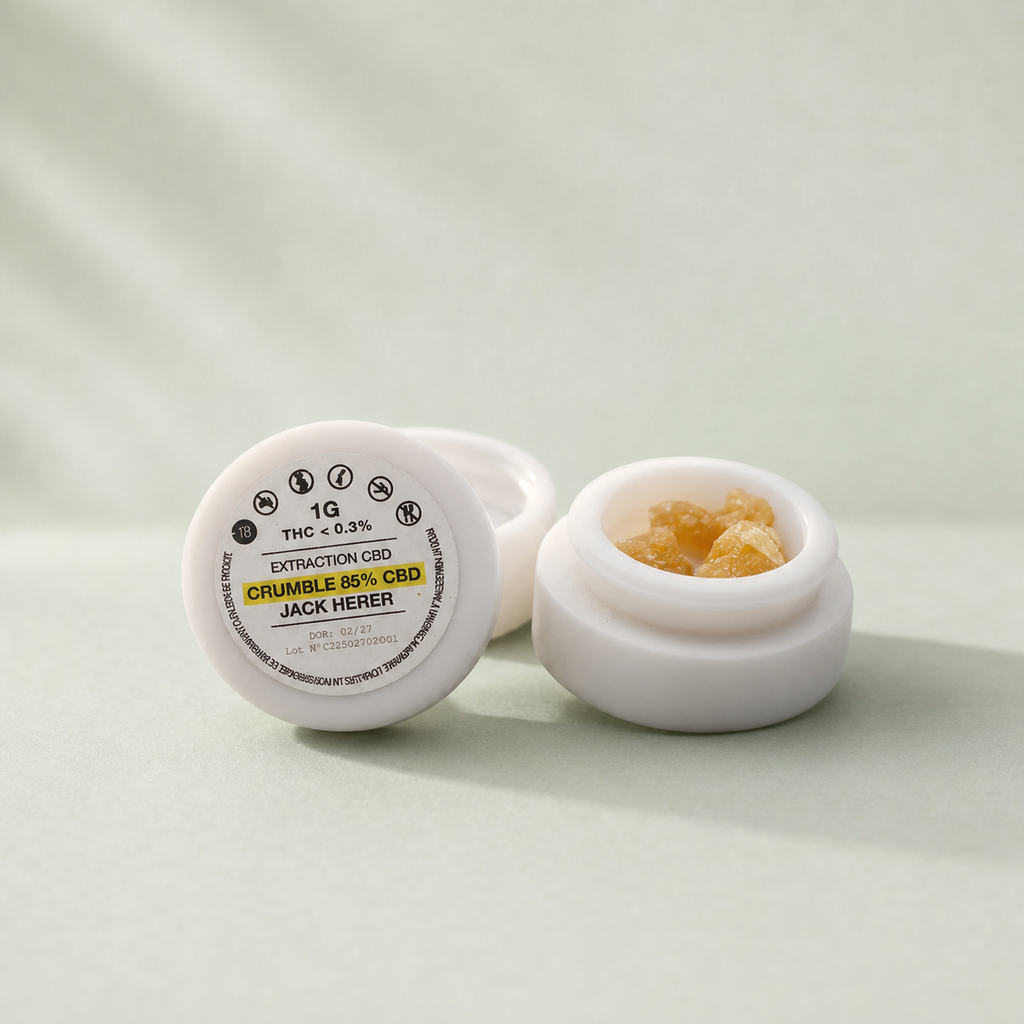 Crumble Jack Herer 85% CBD sur fond inspiré Beldia avec ombre réaliste unique